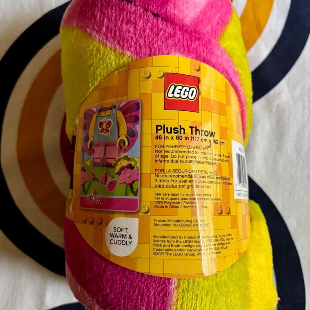 LEGO BUNDLE OF 5  Butterfly Girl items: Plush, Throw, Keychain, Landyard, Bag. - Picture 7 of 10